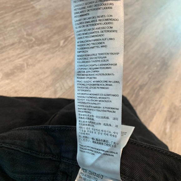 Levi's Black Straight Leg Jeans for Women - Picture 7 of 9